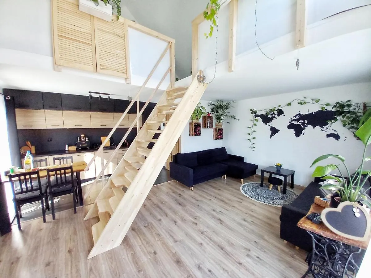 Eleonor Accommodation Liszki Holiday home